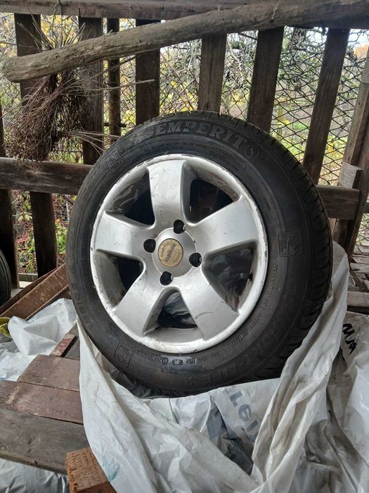 Set anvelope cu jenti!