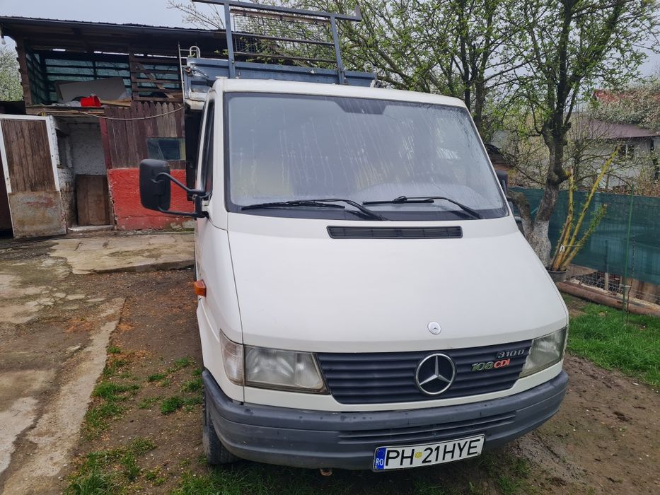Mercedes Sprinter din 2000 2.9 Diesel 7locuri basculabil 3 parti perfect functionabil 3600 E sau schimb