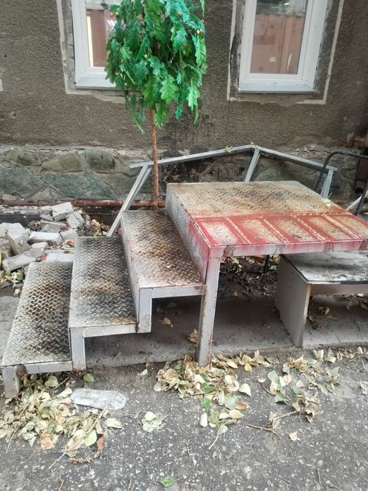 Лестница металлическая