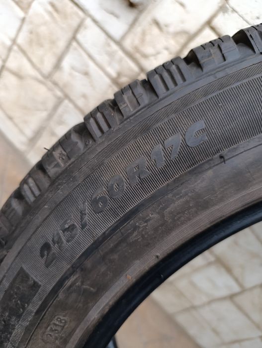 Зимни гуми Michelin 215/60/17 C Agilis Alpin