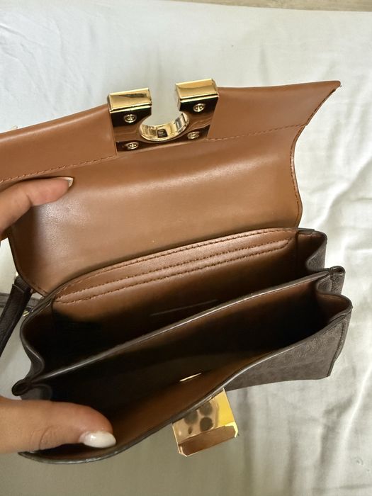 Нова Michael Kors малка чанта