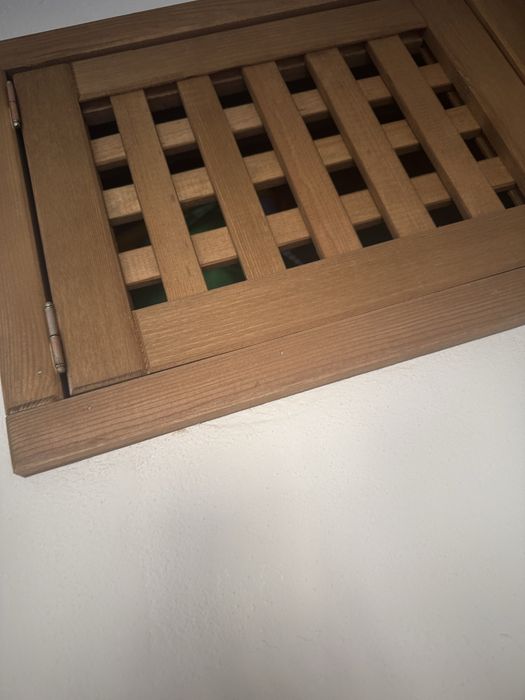 Вентилационни дървени вратички