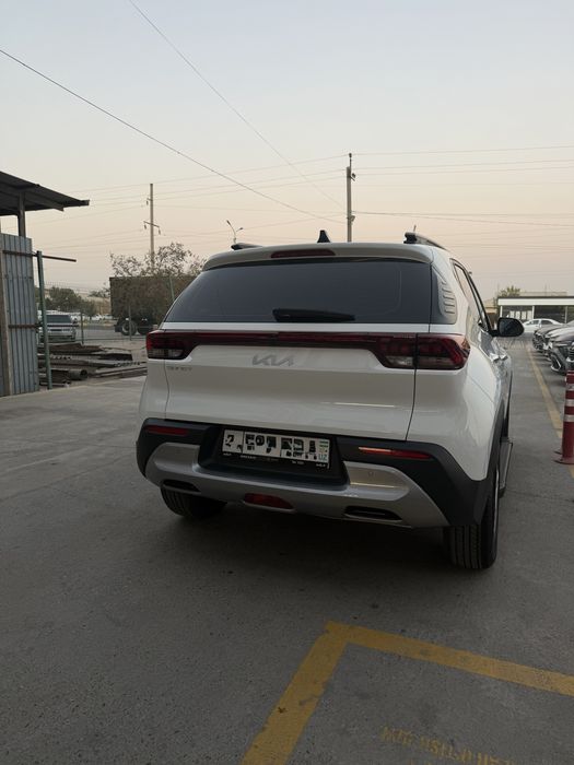 Kia Sonet 2пазитсия