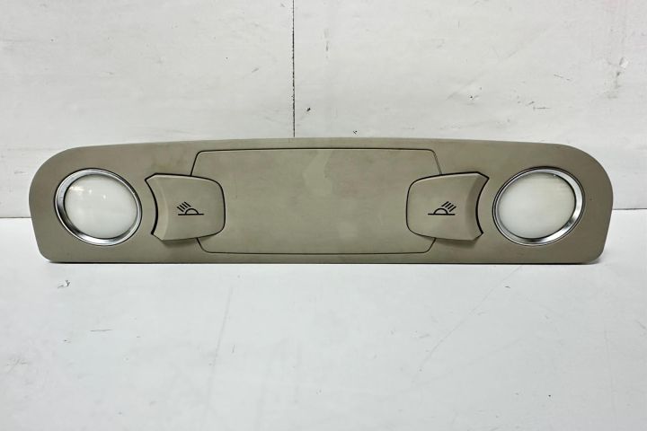 Lampa plafon spate 4L0947111B Audi Q7 4L