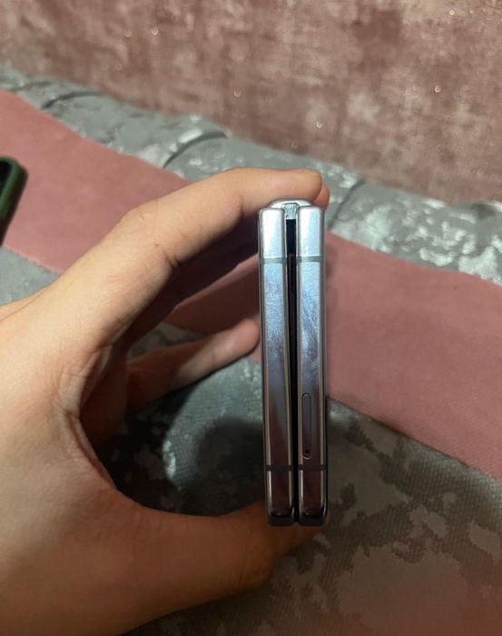 Samsung Z Flip 4 256 гб