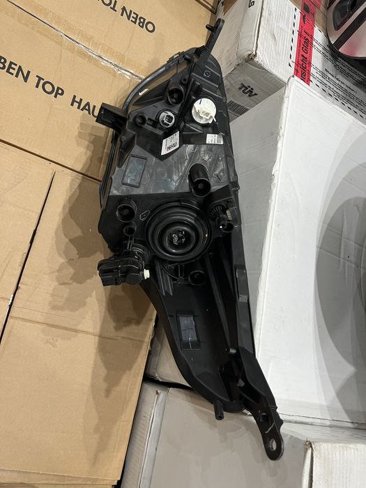 Ford KA MK3 преден Фар Десен Оригинален Форд Ка МК3 Нов ОЕМ