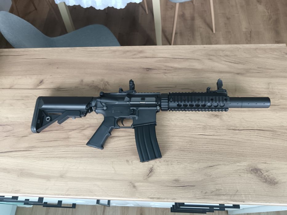 Еърсофт реплика COLT M4 silent ops + екипировка
