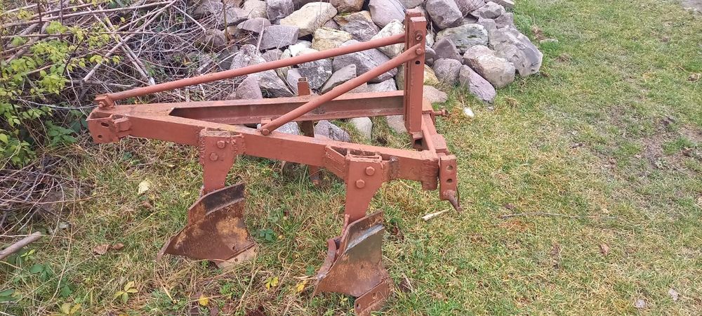 Vand plug cu 3 brazde