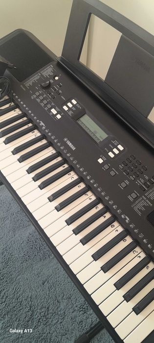 Pian Digital Yamaha PSR-E373