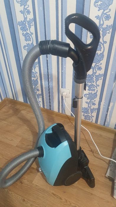 Продам пылесос  в отличном состоянии