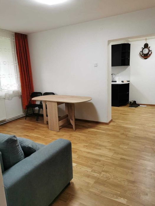 Inchiriez apartament 2 camere Strada Grivitei