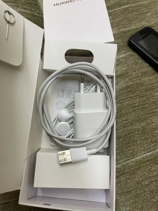 Мобилен телефон HUAWEI  P20 lite