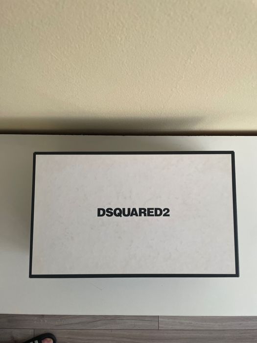 Vand adidasi Dsquared 2