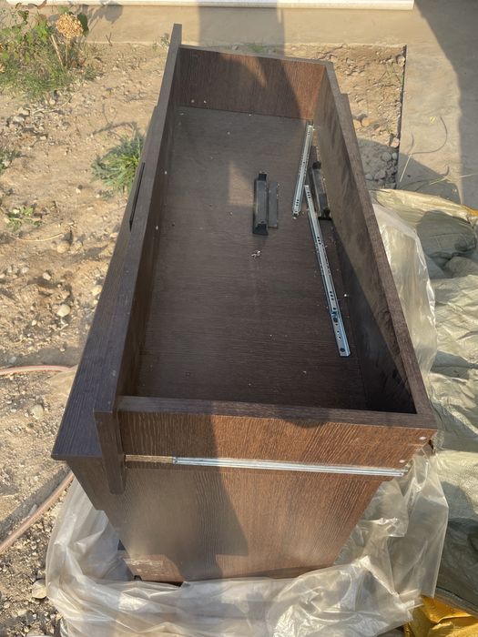 Комод продам