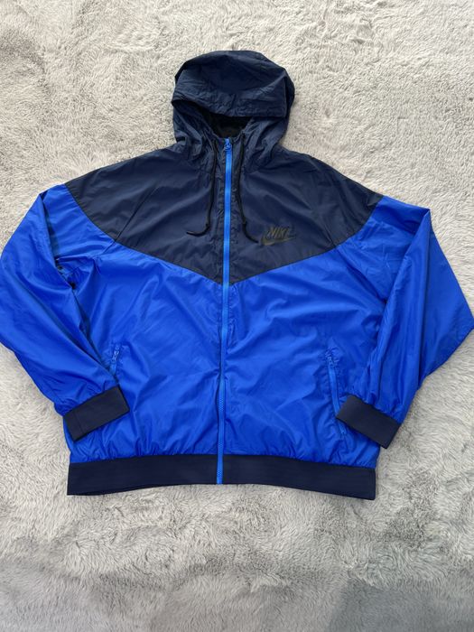 Мъжко тънко яке NIKE . Размер 2XL
