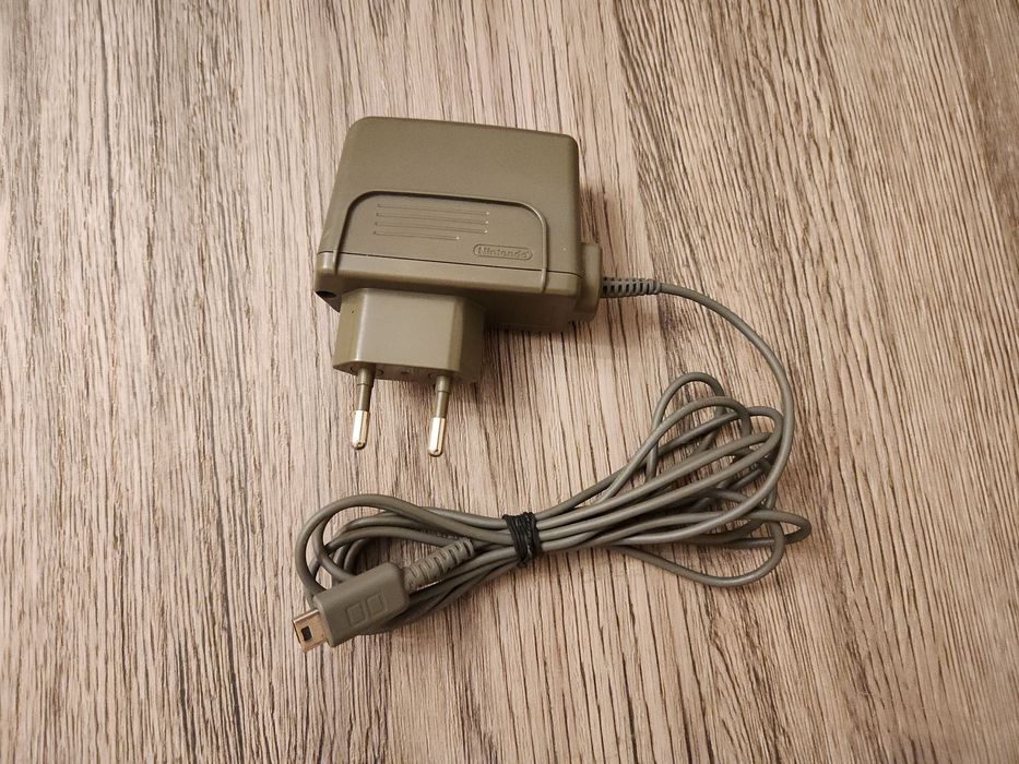 Incarcator pentru Nintendo DS Lite
