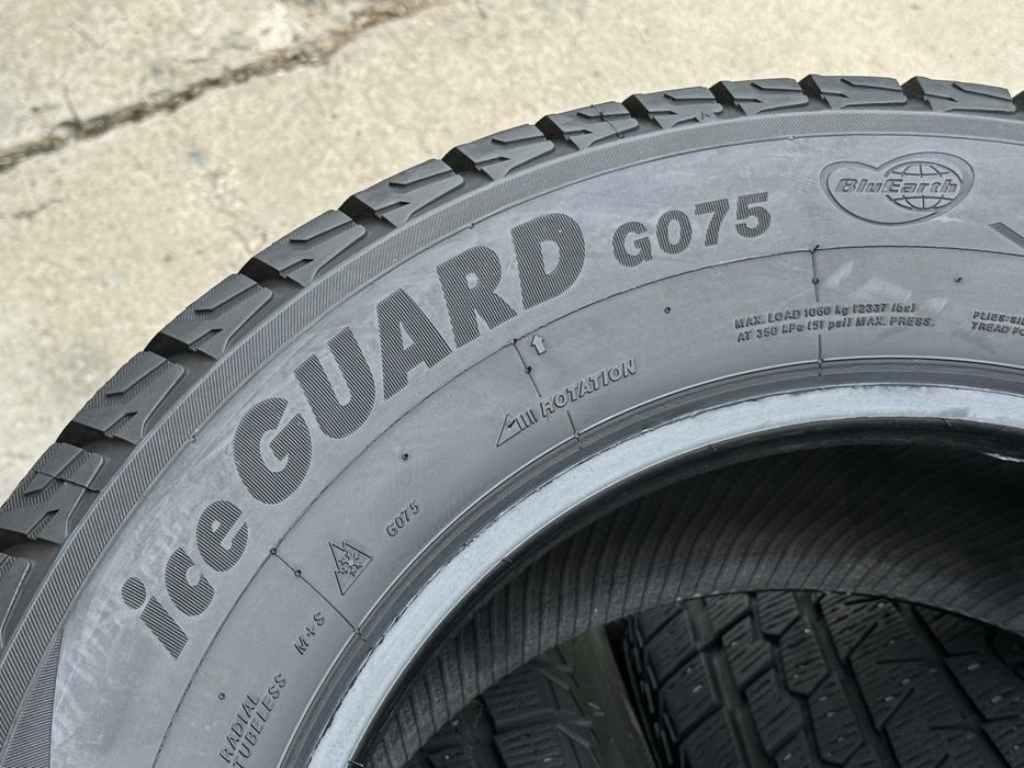 265|60 R18. Yokohama IceGuard G075.