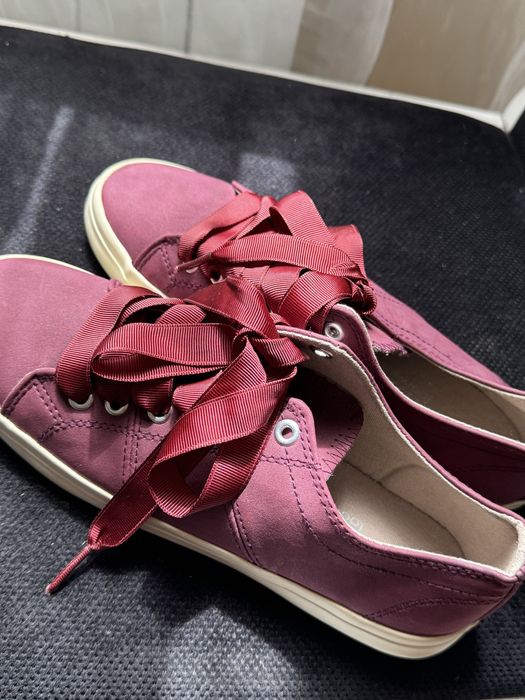 Женская обувь