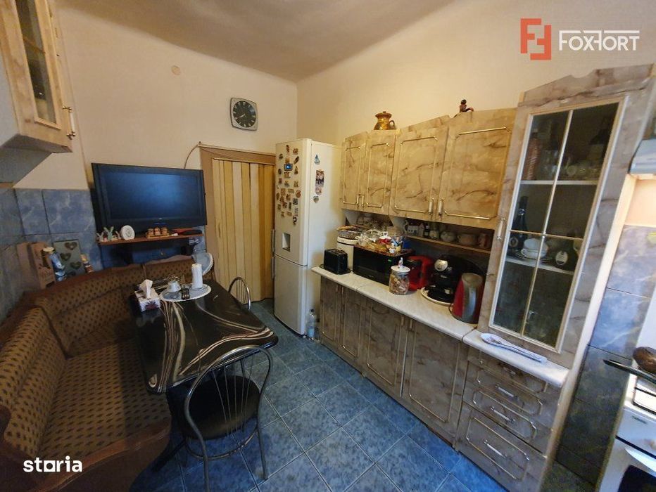 Apartament 112 mp la casa cu curte si garaj, zona Maria, Central
