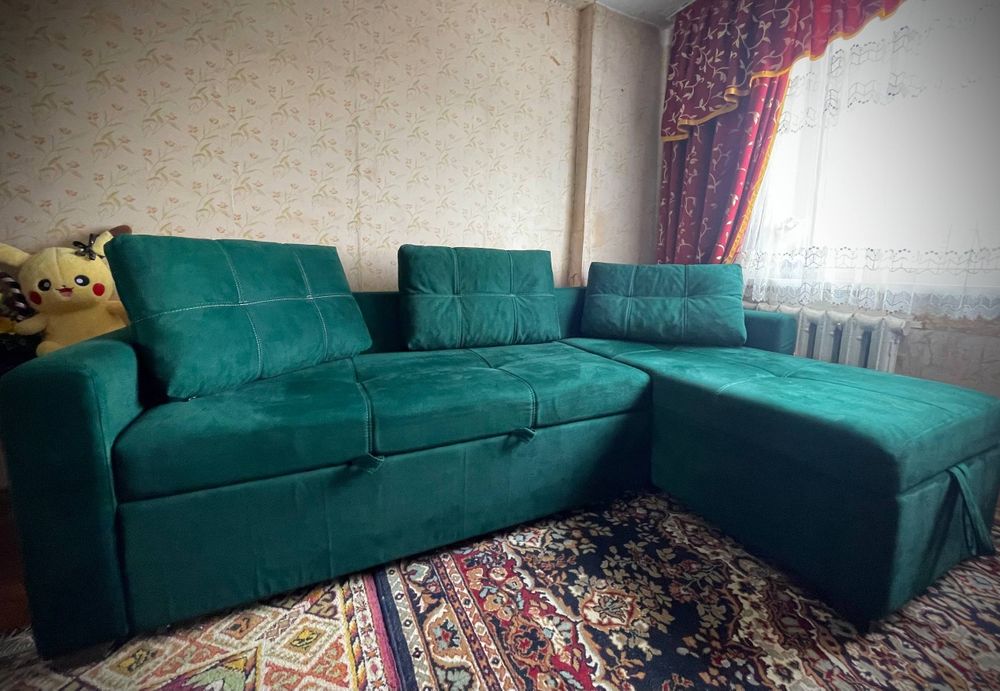 Бошқа шаҳарга кўчиш муносабати билан янги  мебель сотилади
