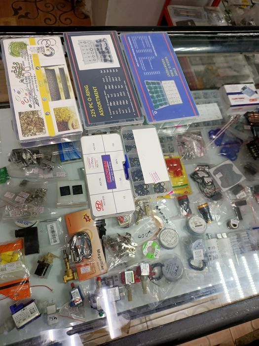 Сальники 18.25.5.