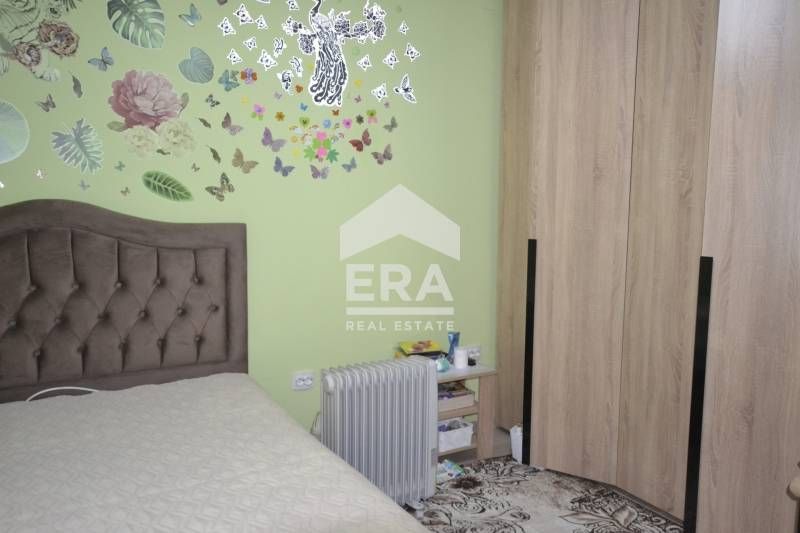 Продава се Тристаен апартамент в Хасково, Възраждане - 96 кв.м за 584 €/кв.м - Снимка #3