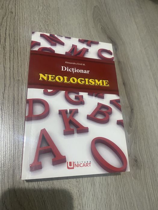 Dictionar de neologisme