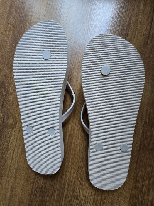 Karl Lagerfeld, Armani оригинални чехли, джапанки, Puma muse маратонки