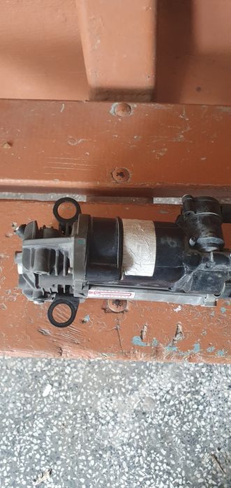 Компресор за въздушно окачване ГЛ 164/Compressor airmatic GL550 X164