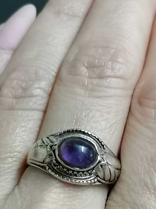 Сребърен пръстен с аметист