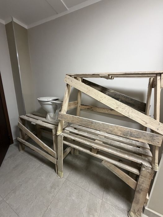 Унитаз , козел 3 шт бесплатно