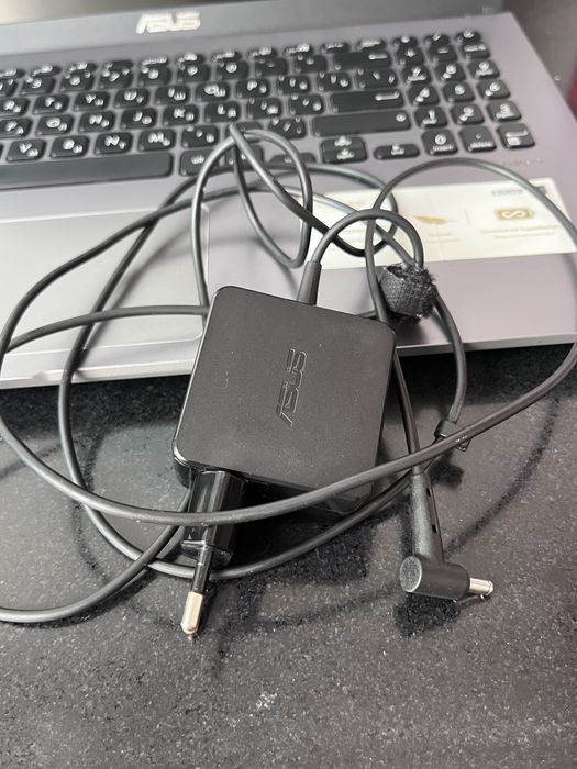 Asus vivoBook 8гб