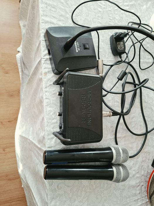 Set Microfoane Wireless Skytec STWM712 + Microfon Conferință / Birou