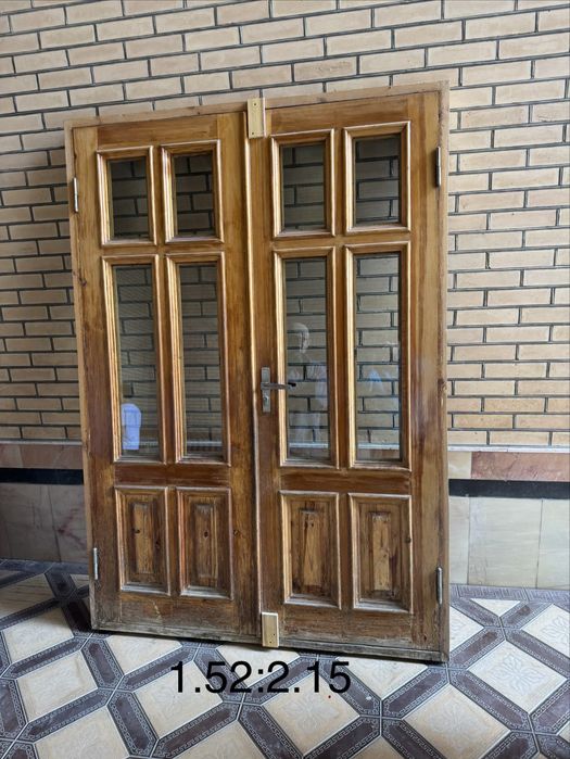 Eshik va romlar sotiladi