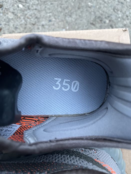 papuci yeezy unisex