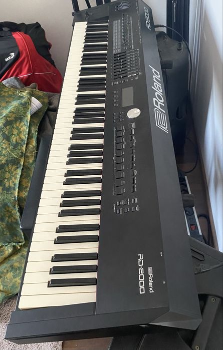Pian scena Roland rd 2000