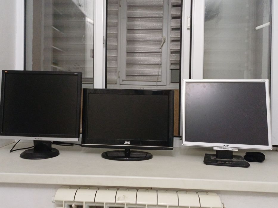 Продам 3 монитора