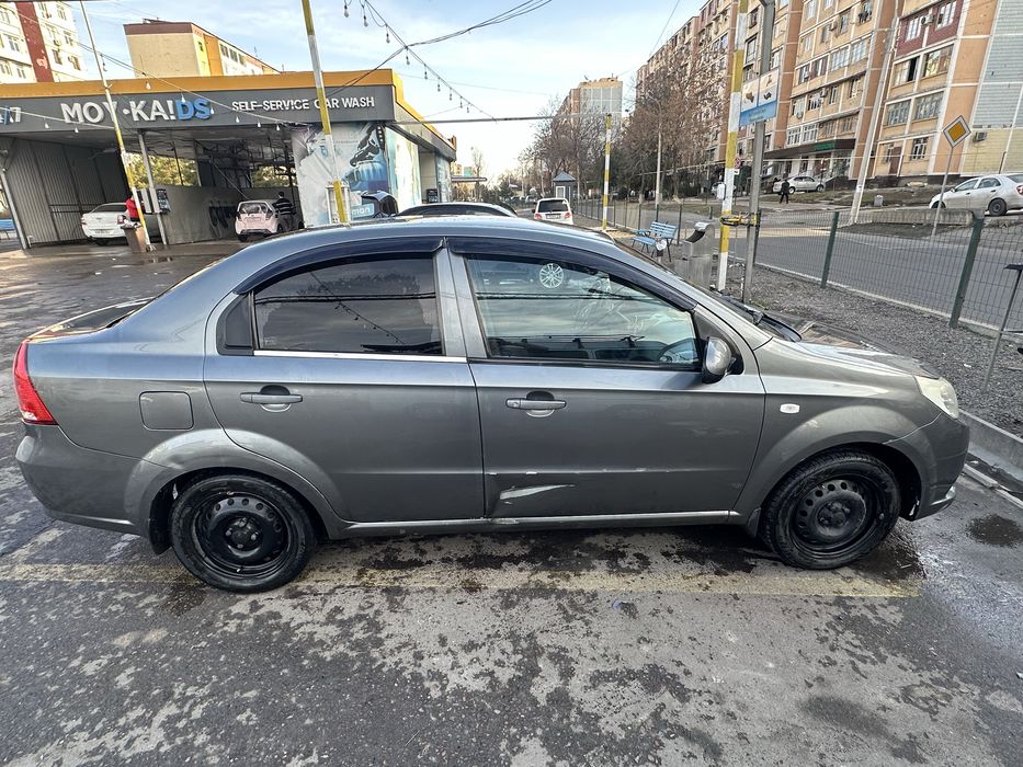 Срочно продается машина Nexia3 4 avtomat