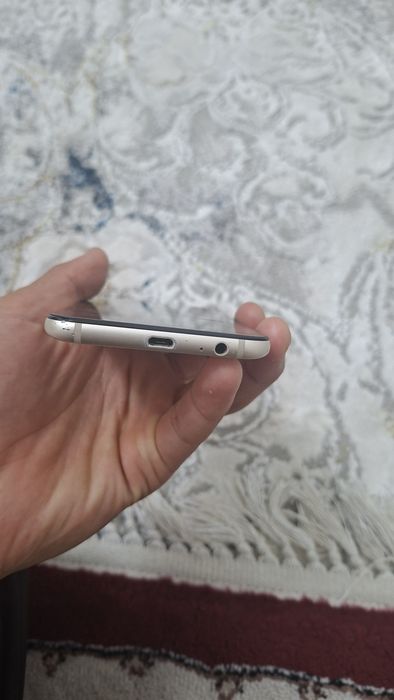 Samsung A6 kareyiski