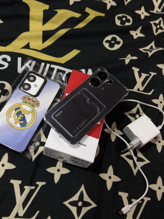 Продам redmi 13c 256гб