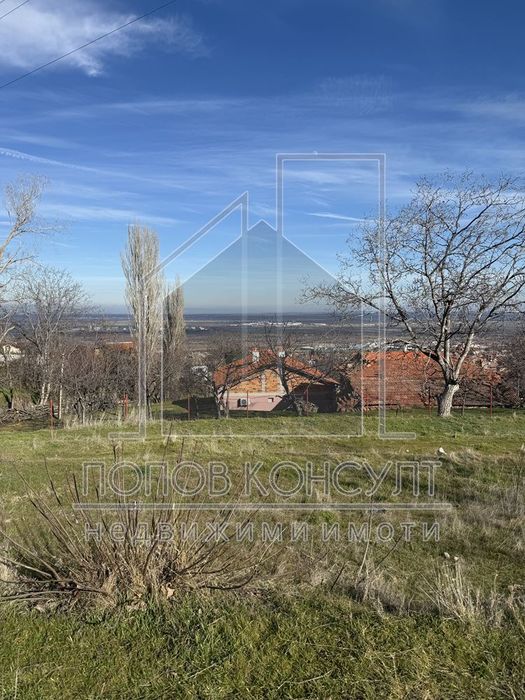 Парцел в Пловдив, област-гр.Куклен площ 682 цена 0