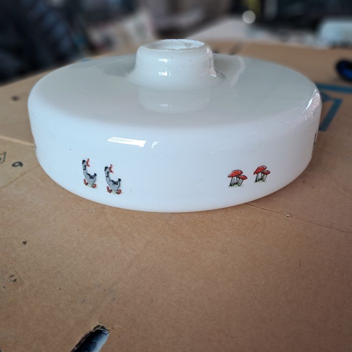 Стъклено тяло лампион с фигури