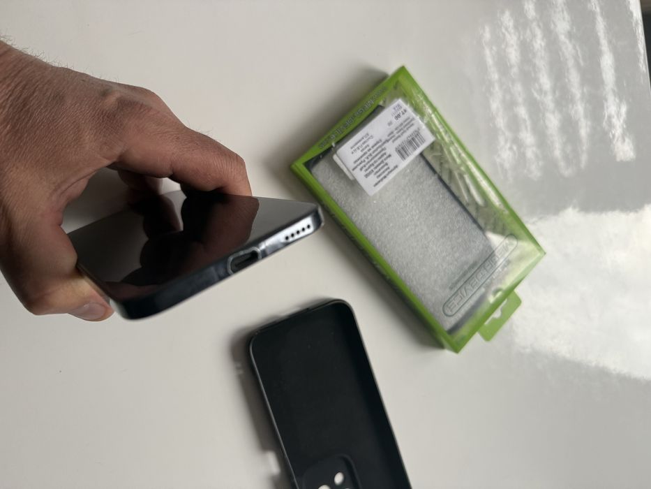 Телефон Honor 200 lite