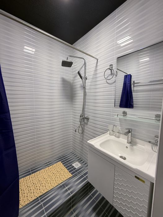 5 Mikrayon Somiy Shayx Bozorcha Oldida 3 Xonalik 3 Etaj Uy Sotiladi