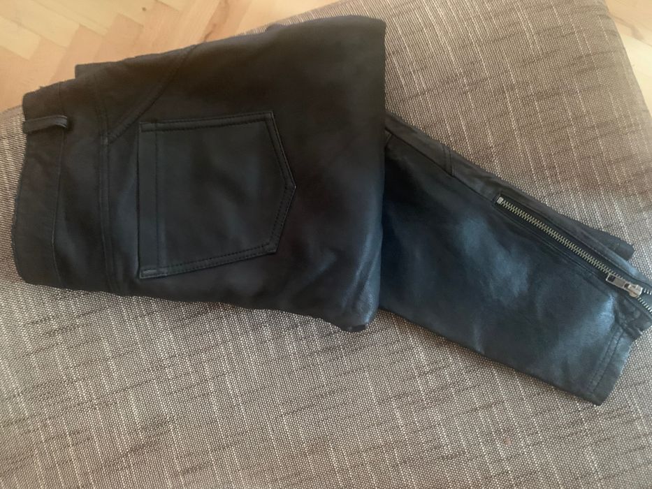 Дамски кожен панталон, размер М