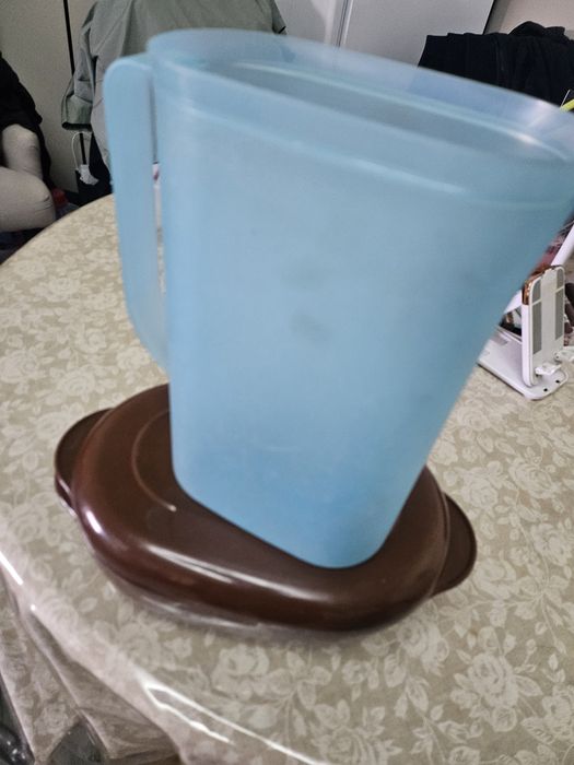 Продам контейнеры Tupperware