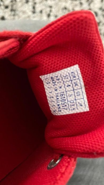 Adidași damă marimea 37