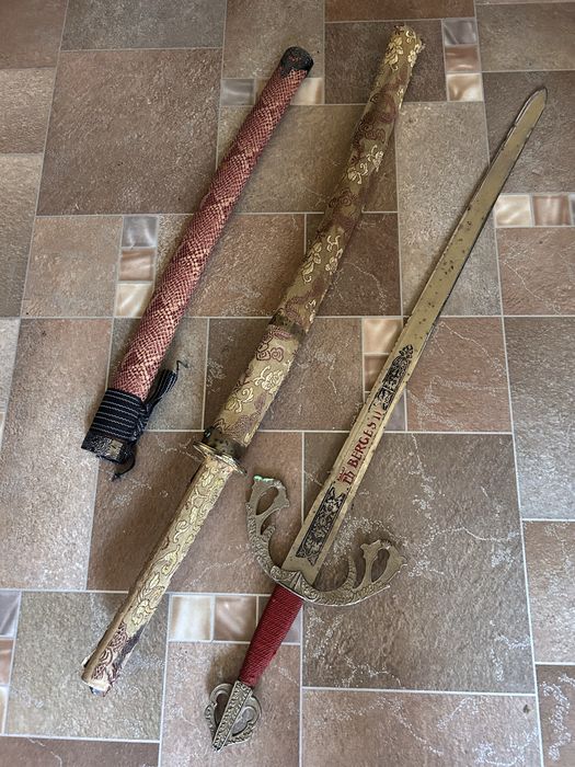 Săbii decorative