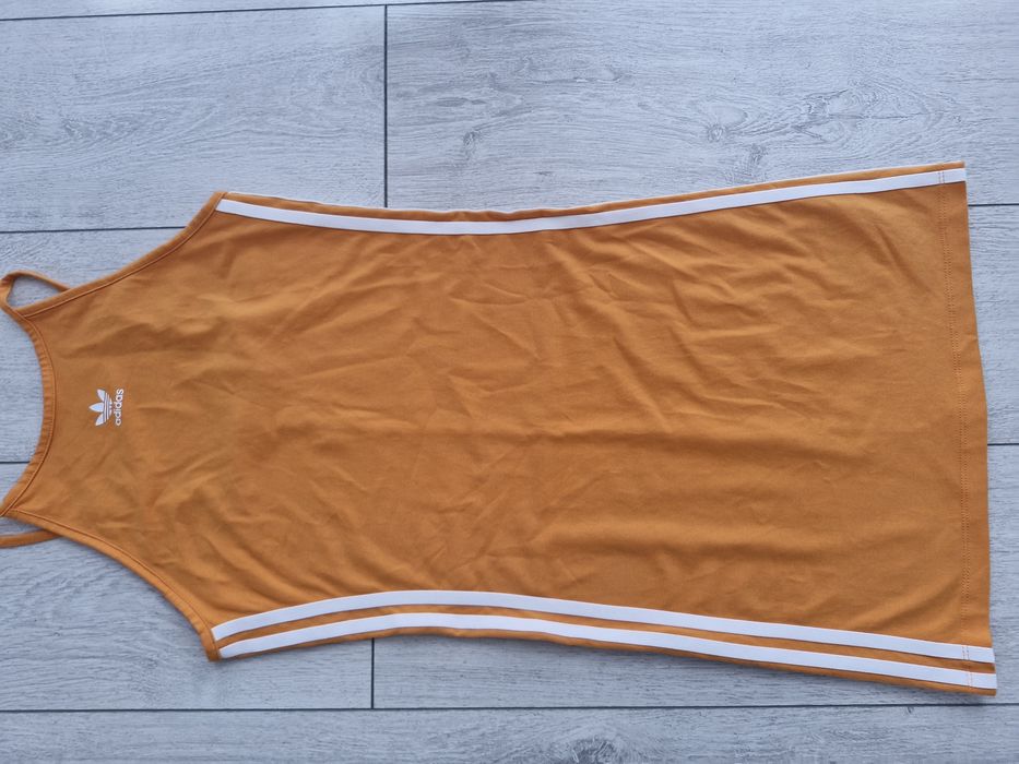 Rochie Adidas noua fara eticheta  marimea M