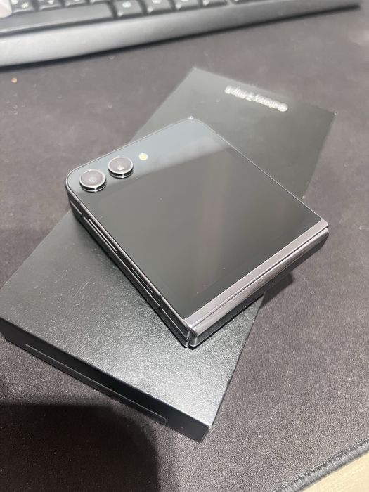Samsung z flip 5